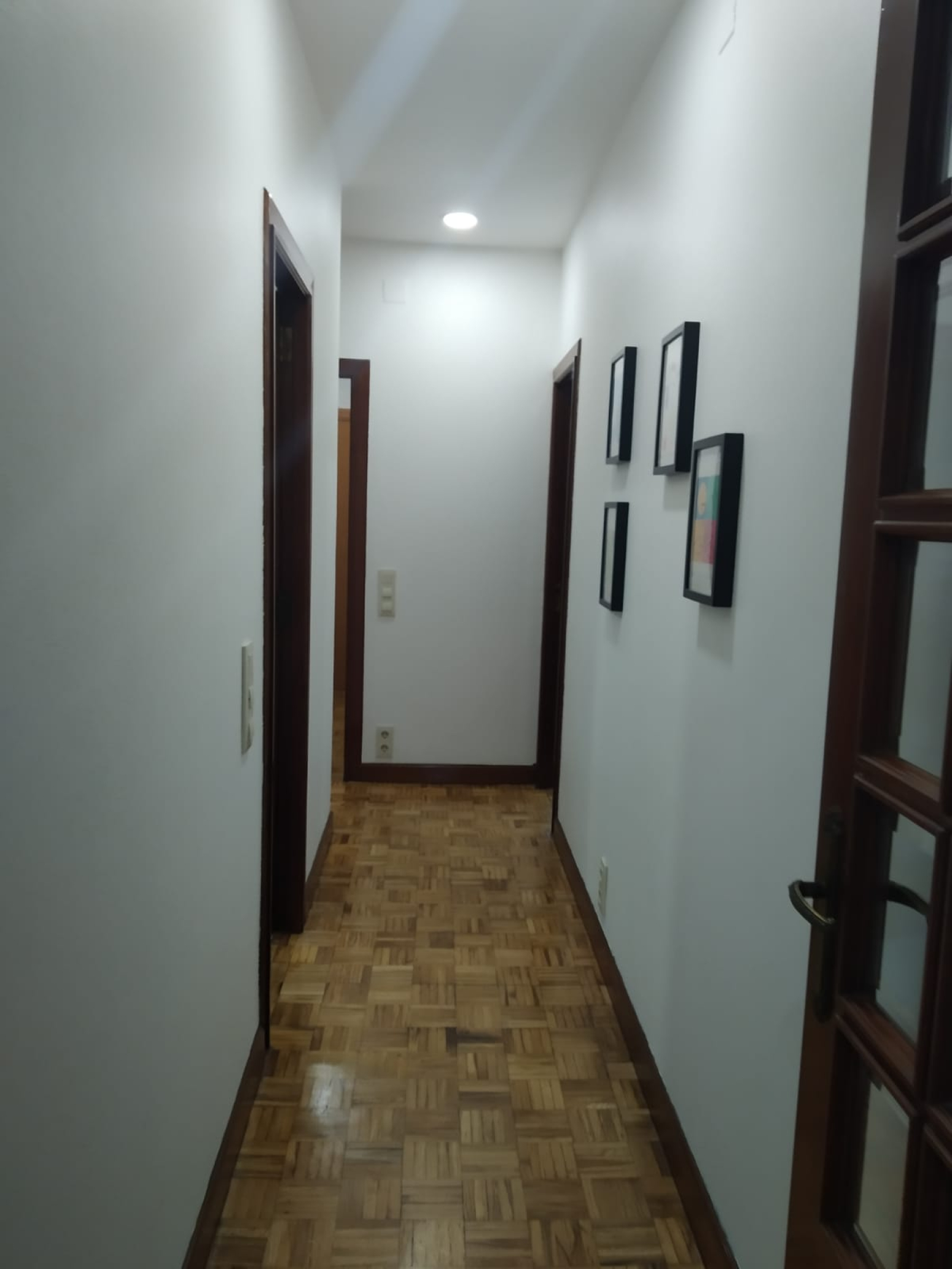 Magnífico piso de 104m² con 3 habitaciones, 2 baños y una impresionante terraza de 27m² en pleno corazón de Ferrol. - 2
